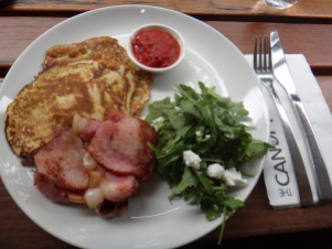 Corn fritters with funky bacon for brekkie!